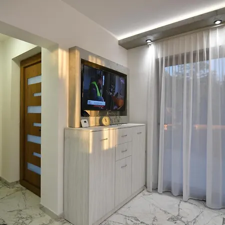 Case de vacanță Brvnara Mont 1