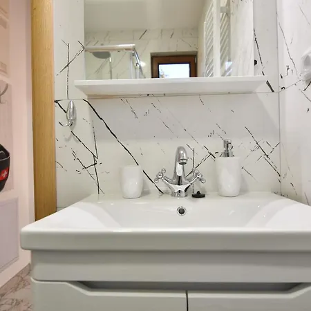 Brvnara Mont 1 Case de vacanță