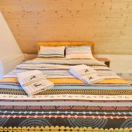 Brvnara Mont 1 Case de vacanță