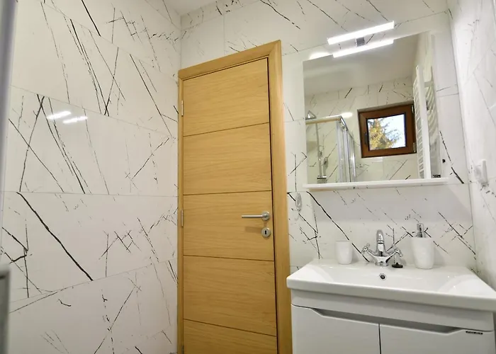 Brvnara Mont 1 Zlatibor